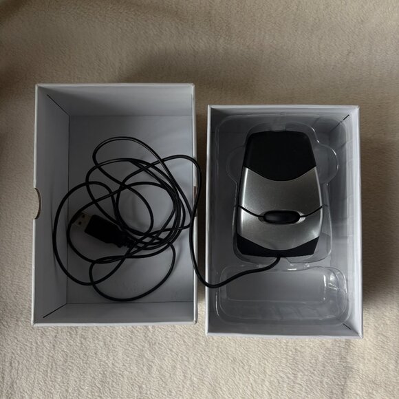 Ergonomic Vertical Mouse for Left and Right Hand, Kinesis DXT Wired - Picture 3 of 8